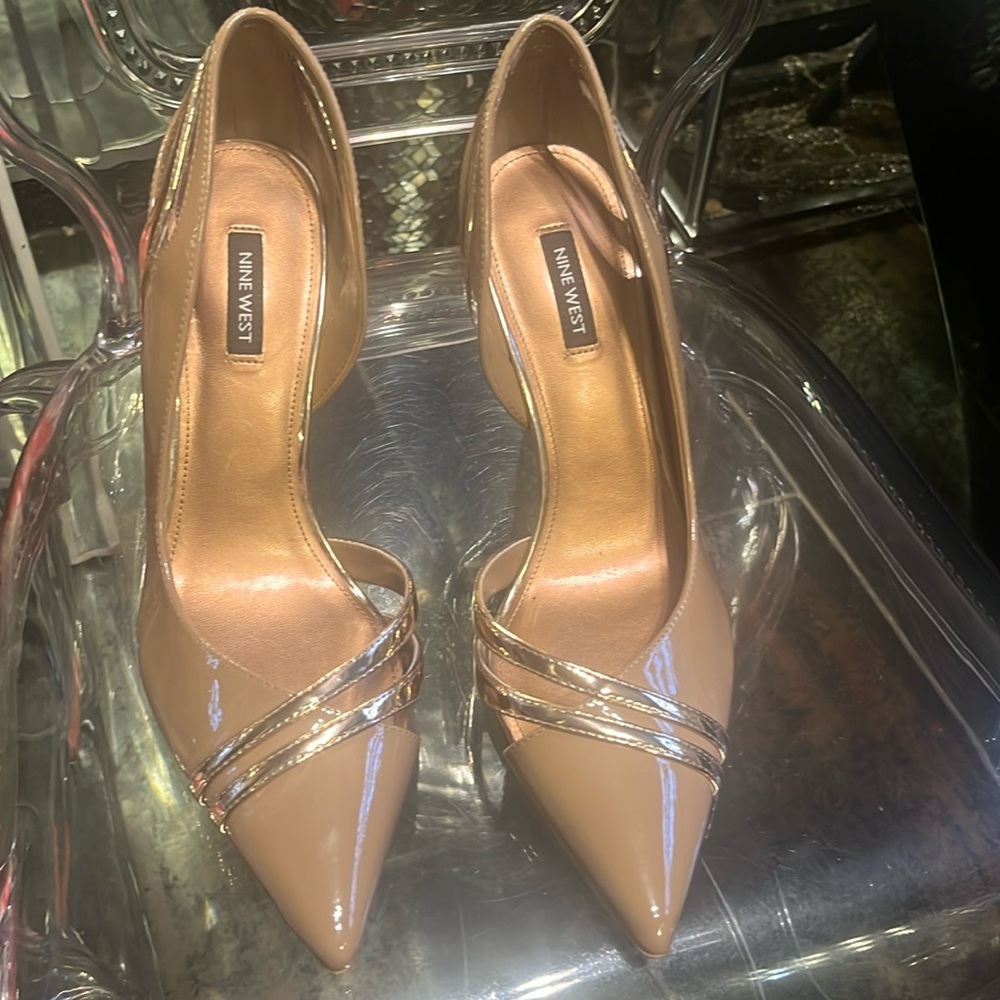 Nine West shoe